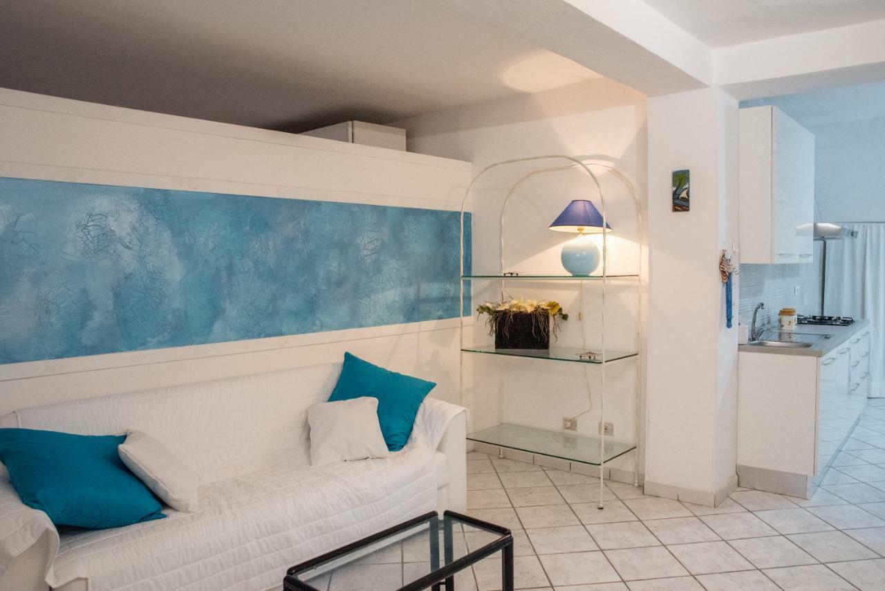 Casa Vacanze Margherita Porto Torres Exterior photo